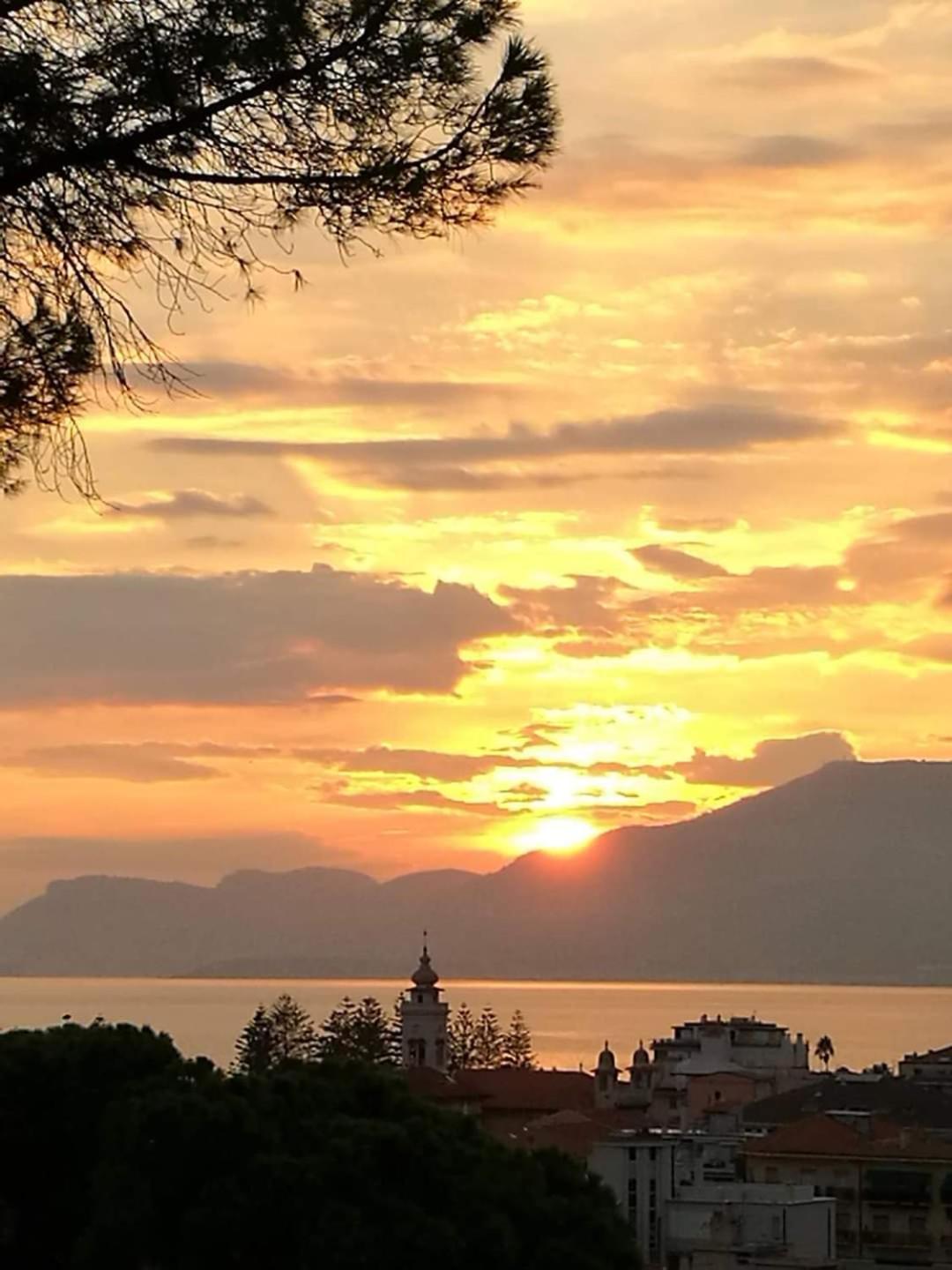 Casa Serena Bordighera Zewnętrze zdjęcie